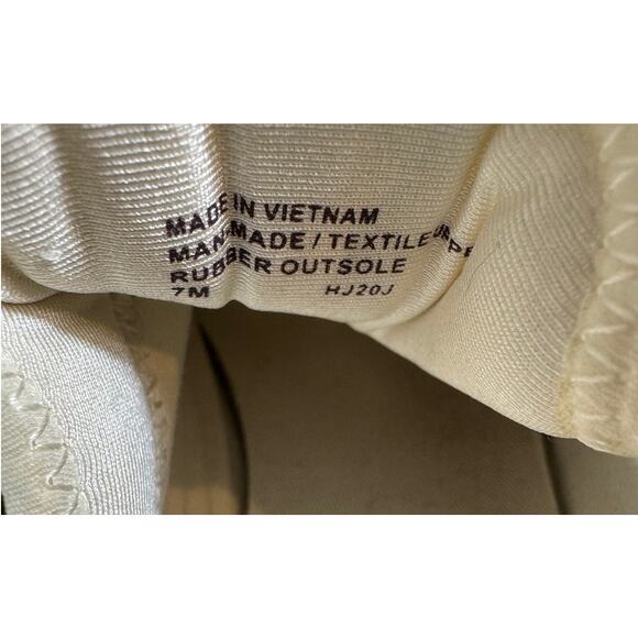 MICHAEL Michael Kors white wedge sneaker animal print & silver trim Sz 7 - Picture 13 of 14